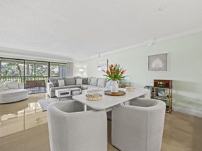 12926 Briarlake Drive 201, Palm Beach Gardens FL 33418