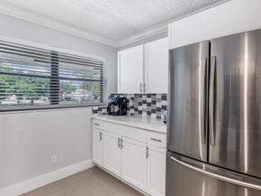 12926 Briarlake Drive 201, Palm Beach Gardens FL 33418