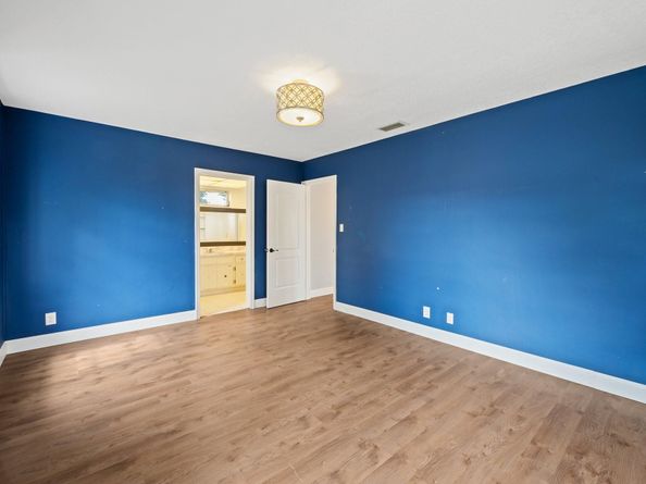 8520 SW 26th St, Davie FL 33324
