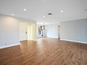 8520 SW 26th St, Davie FL 33324