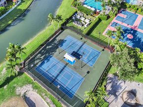 1148 Oakwater Drive, Royal Palm Beach FL 33411
