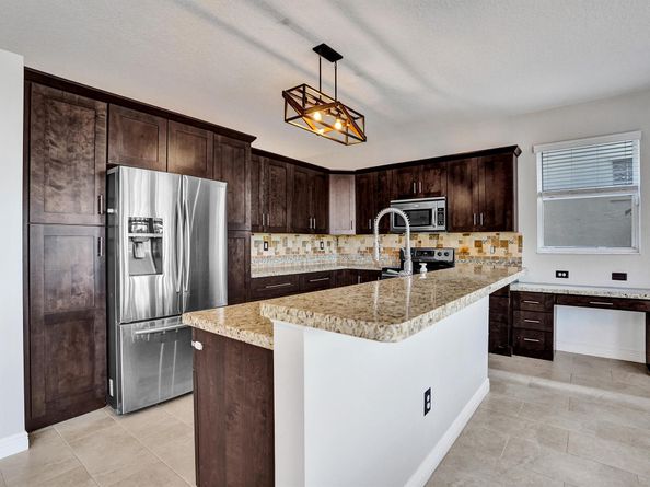 1148 Oakwater Drive, Royal Palm Beach FL 33411
