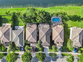 1148 Oakwater Drive, Royal Palm Beach FL 33411