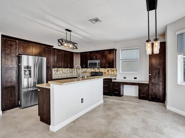 1148 Oakwater Drive, Royal Palm Beach FL 33411