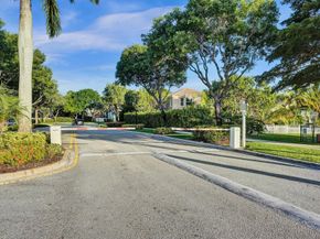 1148 Oakwater Drive, Royal Palm Beach FL 33411