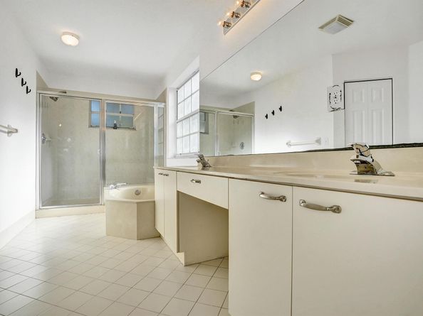 1148 Oakwater Drive, Royal Palm Beach FL 33411