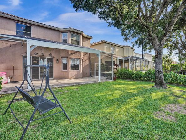 1148 Oakwater Drive, Royal Palm Beach FL 33411