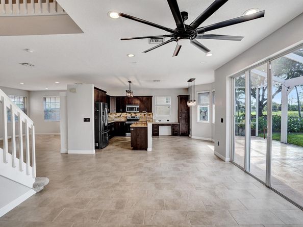 1148 Oakwater Drive, Royal Palm Beach FL 33411