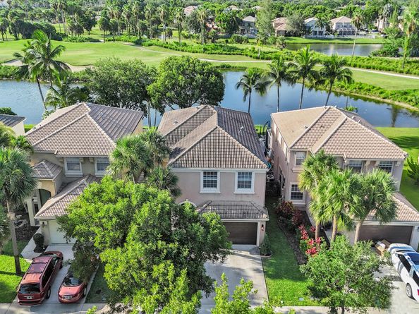 1148 Oakwater Drive, Royal Palm Beach FL 33411
