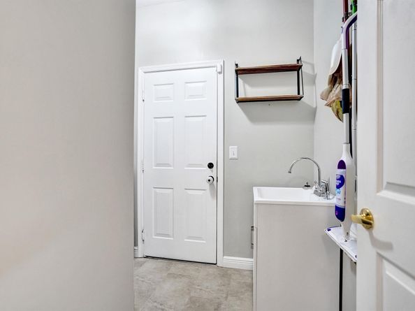 1148 Oakwater Drive, Royal Palm Beach FL 33411