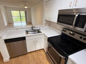 2236 N Cypress Bend Dr 403, Pompano Beach FL 33069