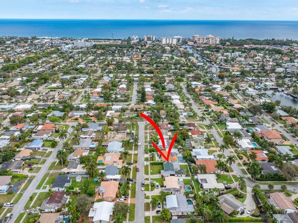 912 SE 16th Ct, Deerfield Beach FL 33441