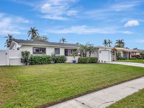 912 SE 16th Ct, Deerfield Beach FL 33441