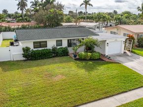 912 SE 16th Ct, Deerfield Beach FL 33441