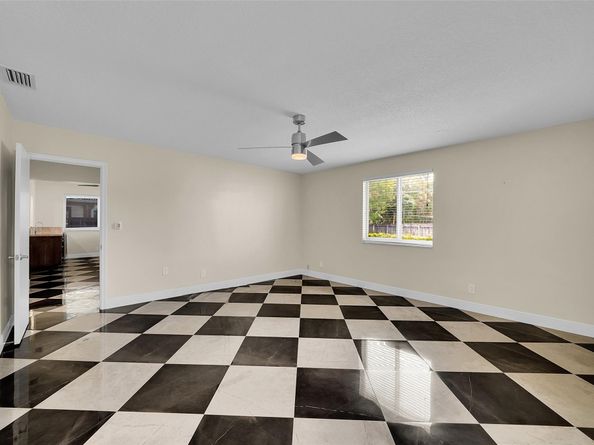 1107 Adams St, Hollywood FL 33019