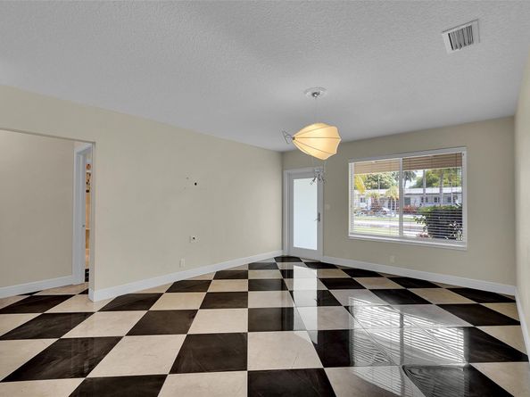 1107 Adams St, Hollywood FL 33019