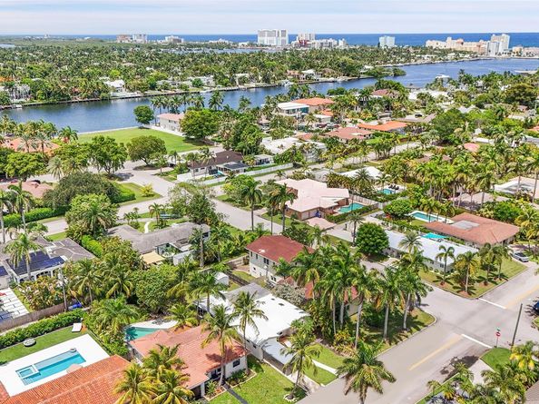 1107 Adams St, Hollywood FL 33019