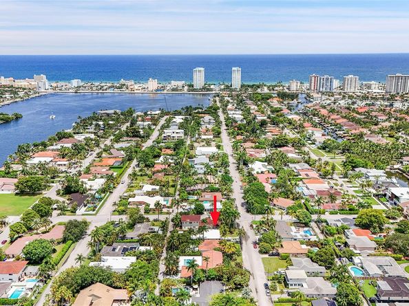 1107 Adams St, Hollywood FL 33019