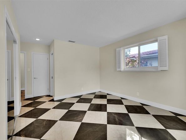 1107 Adams St, Hollywood FL 33019