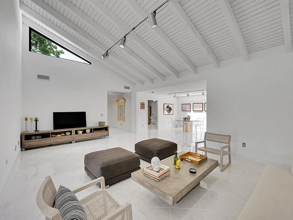 21959 Arriba Real 22B, Boca Raton FL 33433