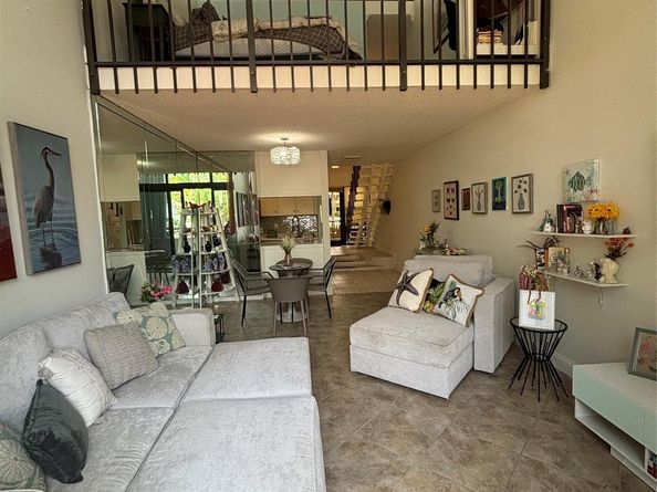 3589 S Ocean Blvd L10, South Palm Beach FL 33480