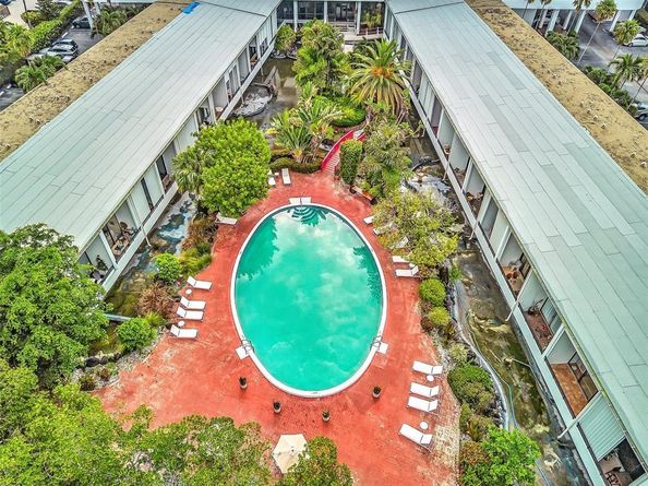 3589 S Ocean Blvd L10, South Palm Beach FL 33480