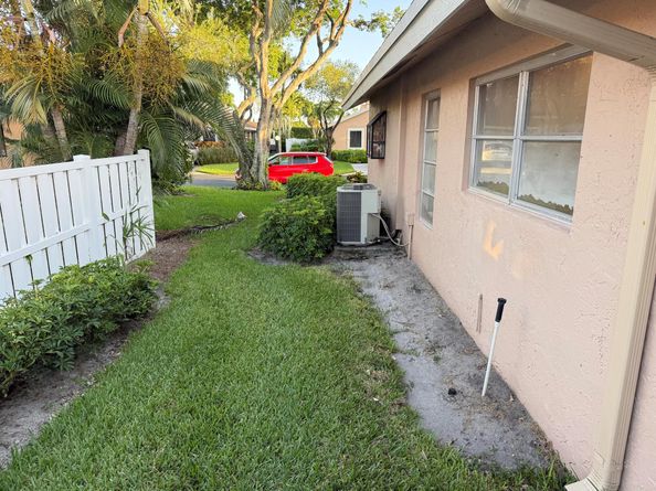 8089 Springtree Road, Boca Raton FL 33496