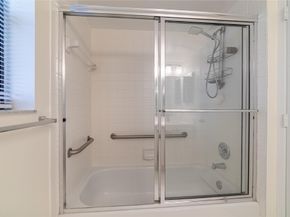 2334 S Cypress Bend Dr 810, Pompano Beach FL 33069