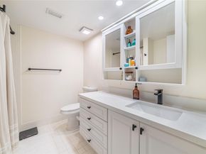 2334 S Cypress Bend Dr 810, Pompano Beach FL 33069