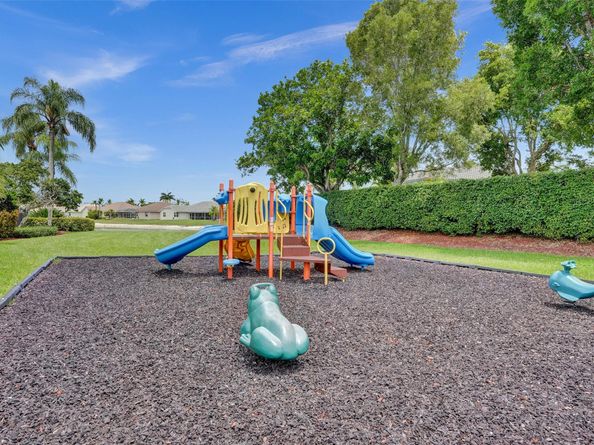 22601 Middletown Dr, Boca Raton FL 33428
