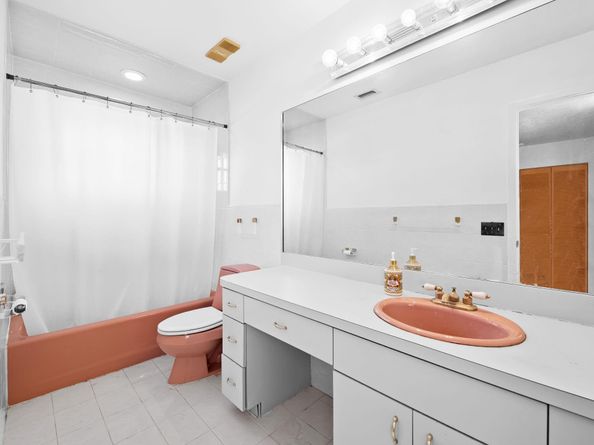 1935 Las Colinas Way, Coral Springs FL 33071