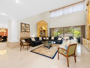 1935 Las Colinas Way, Coral Springs FL 33071