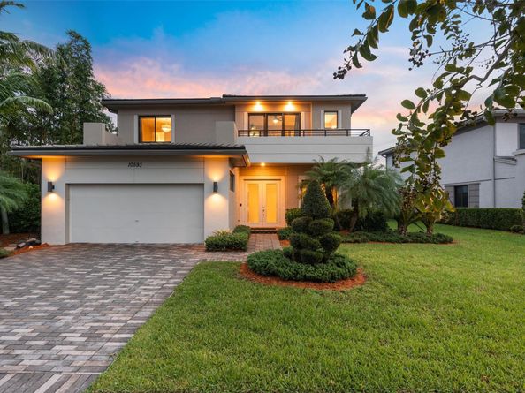 10593 N Lago Vista Cir, Parkland FL 33076