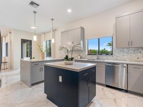 10593 N Lago Vista Cir, Parkland FL 33076
