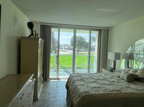 333 NE 21st Ave 206, Deerfield Beach FL 33441