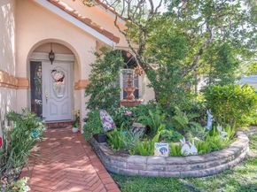 6851 NW 29th Ct, Margate FL 33063