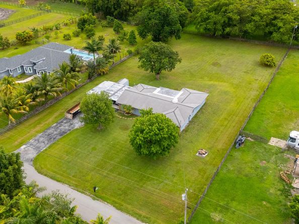 5490 SW 128 Avenue, Southwest Ranches FL 33330