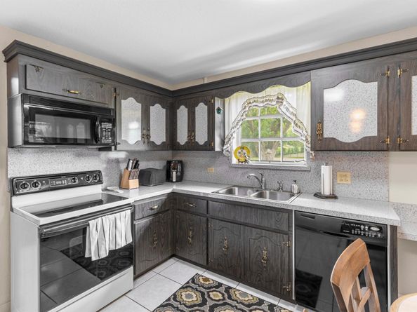 5490 SW 128 Avenue, Southwest Ranches FL 33330