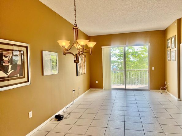 9539 Weldon Cir F406, Tamarac FL 33321