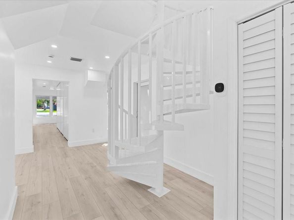 257 SW 32nd Rd, Miami FL 33129