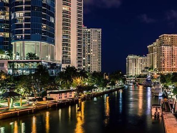 257 SW 32nd Rd, Miami FL 33129