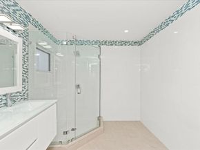 257 SW 32nd Rd, Miami FL 33129