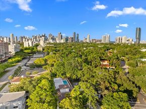 257 SW 32nd Rd, Miami FL 33129