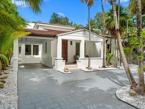 257 SW 32nd Rd, Miami FL 33129