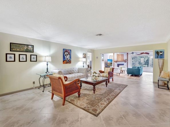 7681 NW 6th Ct, Plantation FL 33324