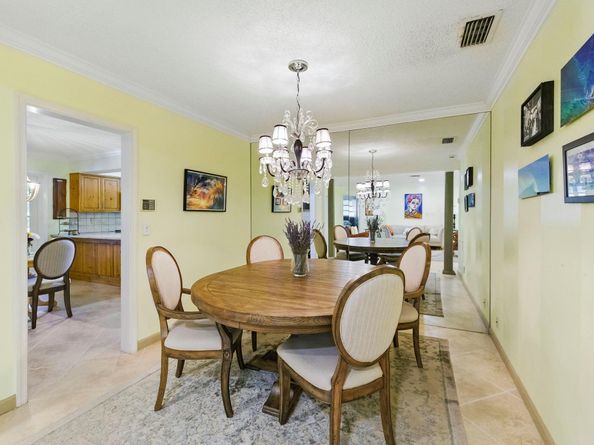 7681 NW 6th Ct, Plantation FL 33324