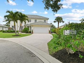 256 Coconut Point