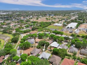 1590 NW 7th Ln, Pompano Beach FL 33060
