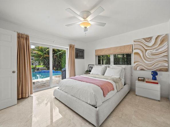 1719 Poinsettia Dr, Fort Lauderdale FL 33305