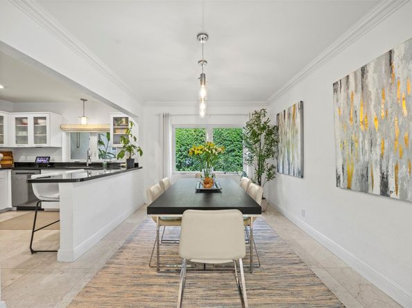 1719 Poinsettia Dr, Fort Lauderdale FL 33305